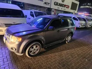 2012 Ford Escape in Abu Dhabi used car