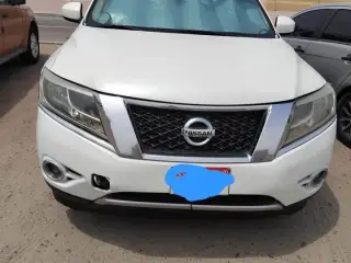 2014 Nissan Pathfinder in Abu Dhabi used car