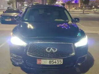2016 Infiniti Q60 in Abu Dhabi used car