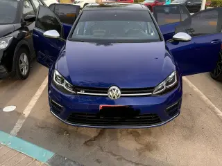 2016 Volkswagen Golf in Abu Dhabi used car
