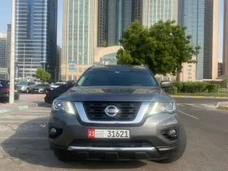 2020 Nissan Pathfinder in Abu Dhabi used car