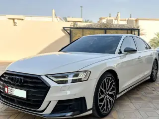 2021 Audi S8 in Abu Dhabi used car