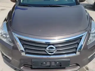 2013 Nissan Altima in Abu Dhabi used car