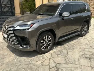 2025 Lexus LX600 in Abu Dhabi used car