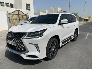 2018 Lexus LX 570 in Abu Dhabi used car