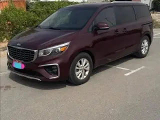 2016 Kia Sedona in Abu Dhabi used car
