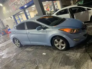 2012 Hyundai Elentra in Abu Dhabi used car