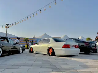 2000 Lexus LS 400 in Abu Dhabi used car