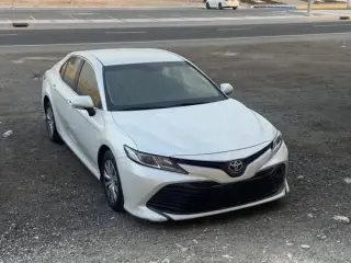 2018 Toyota Camry in Abu Dhabi used car