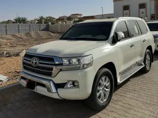 2020 Toyota Land Cruiser in Abu Dhabi used car