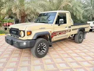 2024 Toyota Land Cruiser Pickup in Abu Dhabi used car