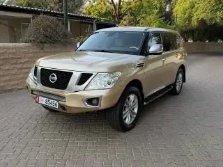 2012 Nissan Pathfinder in Abu Dhabi used car