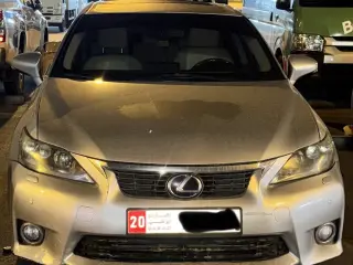 2011 Lexus CT200H in Abu Dhabi used car