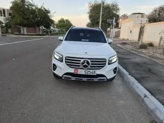 2025 Mercedes-Benz GLB in Abu Dhabi used car