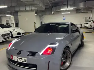 2004 نيسان 350Z في Abu Dhabi سيارة مستعملة