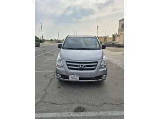 2016 Hyundai Starex in Abu Dhabi used car