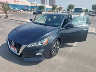 2022 Nissan Altima in Abu Dhabi used car