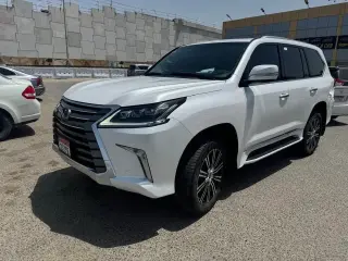 2020 Lexus LX 570 in Abu Dhabi used car