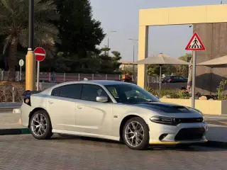 2019 Dodge Charger in Abu Dhabi used car