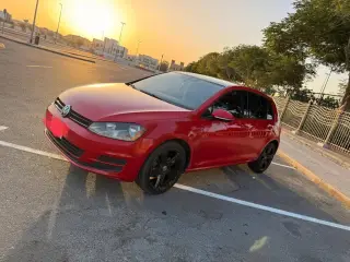 2017 Volkswagen Golf in Abu Dhabi used car