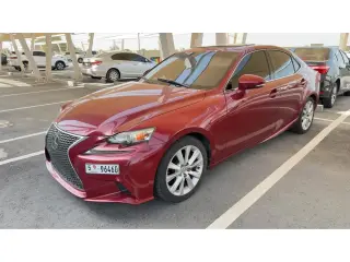 2014 Lexus IS in Abu Dhabi used car