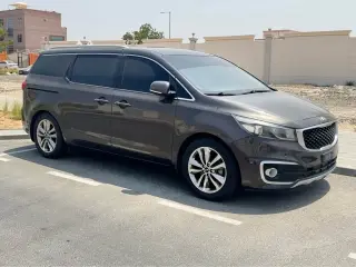 2016 Kia Carnival in Abu Dhabi used car